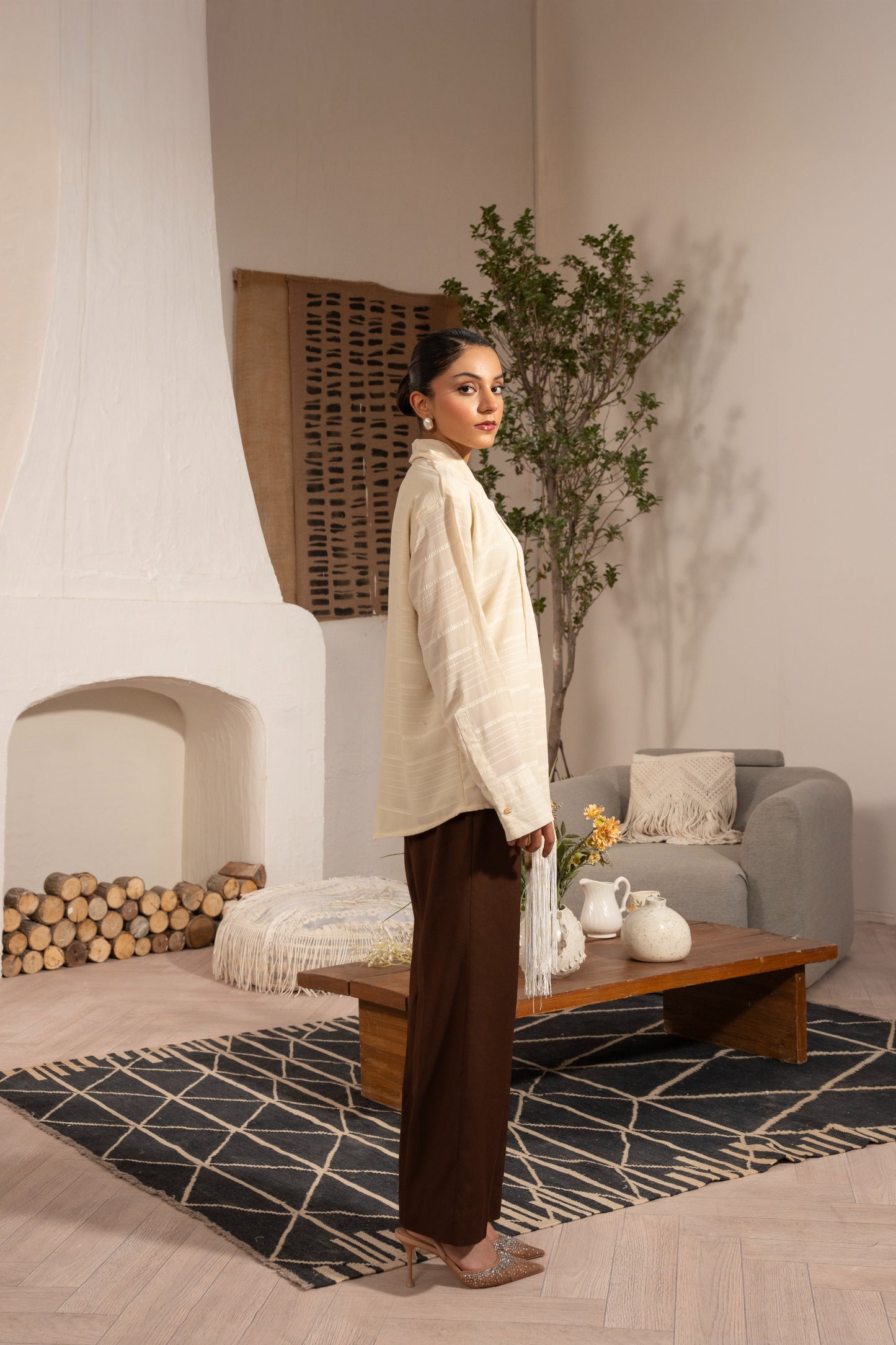 BLAIR: Off-white scarf shirt